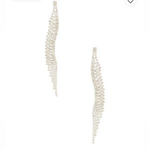 NWT Curved Dangle Earring in Silver -8 Other Reasons
